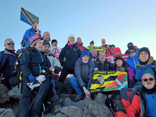 Kilimanjaro - Refugio Saddle-Monte Meru-Refugio Miriakamba
